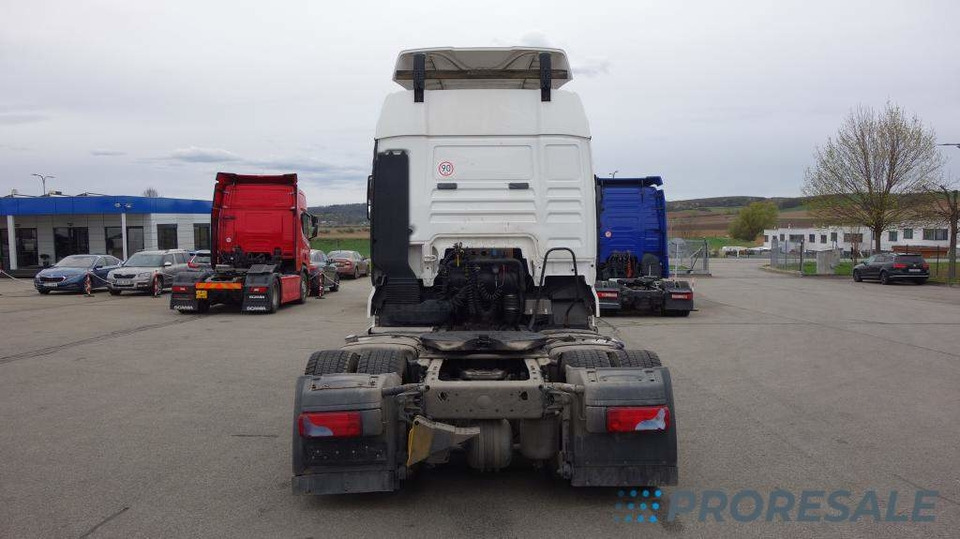 MAN TGX 18.440 4x2 LLS-U XLX EURO 5 - Tracteur routier: photos 3 MAN TGX 18.440 4x2 LLS-U XLX EURO 5 - Tracteur routier: photos 3