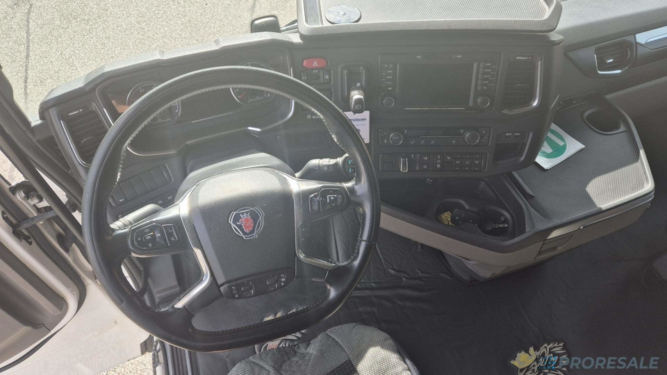 SCANIA S500 N323 NGS TOP LINE LOW DECK EURO 6 - Tracteur routier: photos 4 SCANIA S500 N323 NGS TOP LINE LOW DECK EURO 6 - Tracteur routier: photos 4