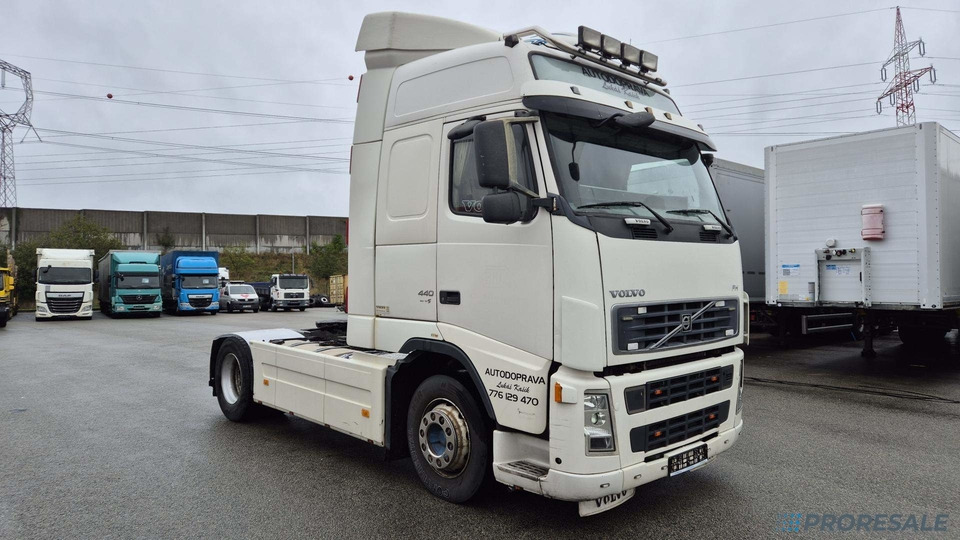 VOLVO FH 13.440 42T EURO 5 - Tracteur routier: photos 1 VOLVO FH 13.440 42T EURO 5 - Tracteur routier: photos 1