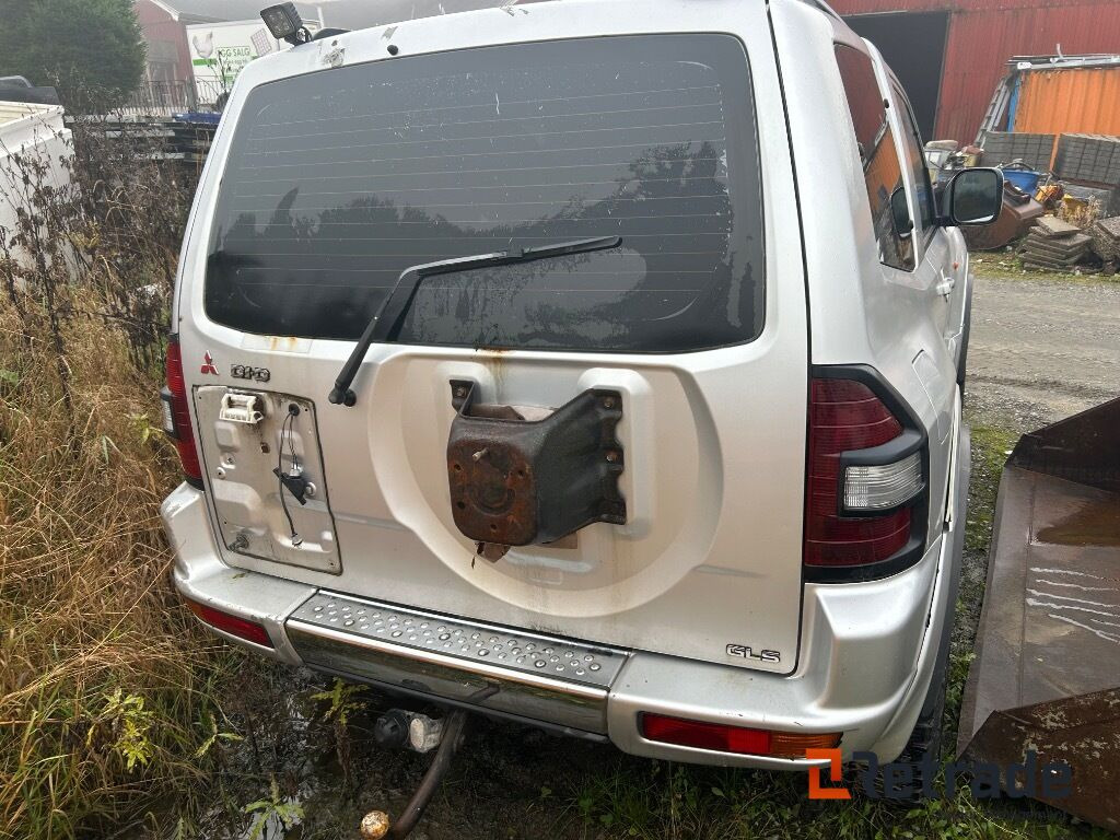 2000 Personbil MITSUBISHI PAJERO GLS 8 (Rep objekt) - Voiture: photos 4 2000 Personbil MITSUBISHI PAJERO GLS 8 (Rep objekt) - Voiture: photos 4