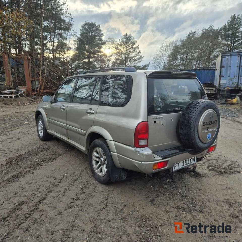 2005mod. SUZUKI GRAND VITARA XL-7 2,0 td. Se video! - Voiture: photos 3 2005mod. SUZUKI GRAND VITARA XL-7 2,0 td. Se video! - Voiture: photos 3