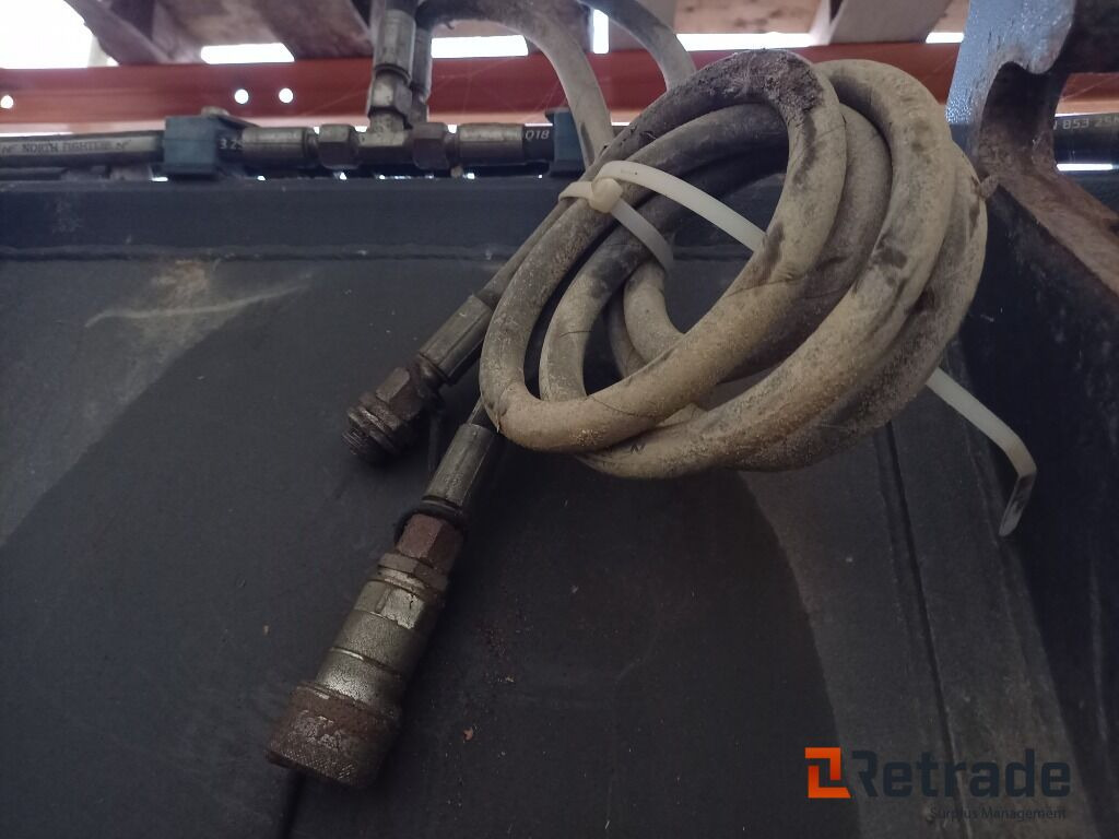 4 i 1 Skovl - Godet pour chargeur: photos 5 4 i 1 Skovl - Godet pour chargeur: photos 5