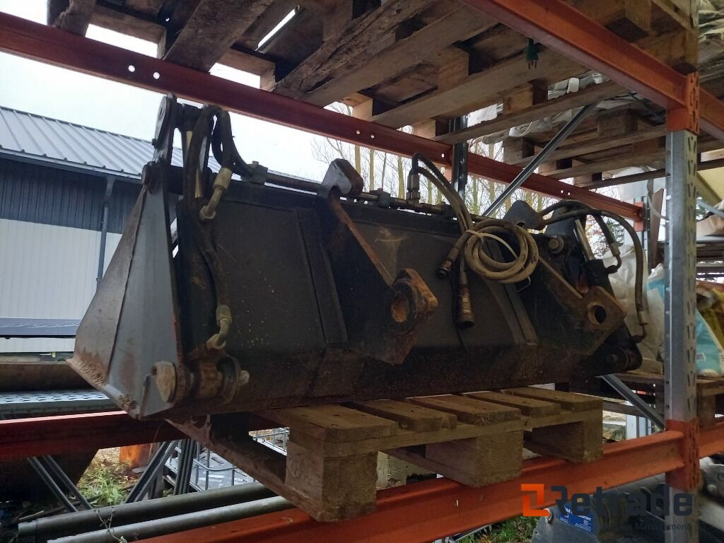 4 i 1 Skovl - Godet pour chargeur: photos 1 4 i 1 Skovl - Godet pour chargeur: photos 1