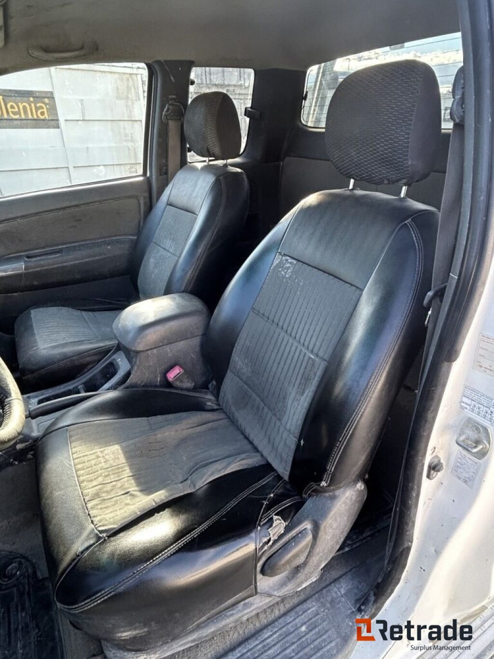 Voiture Bil Toyota Hilux: photos 6