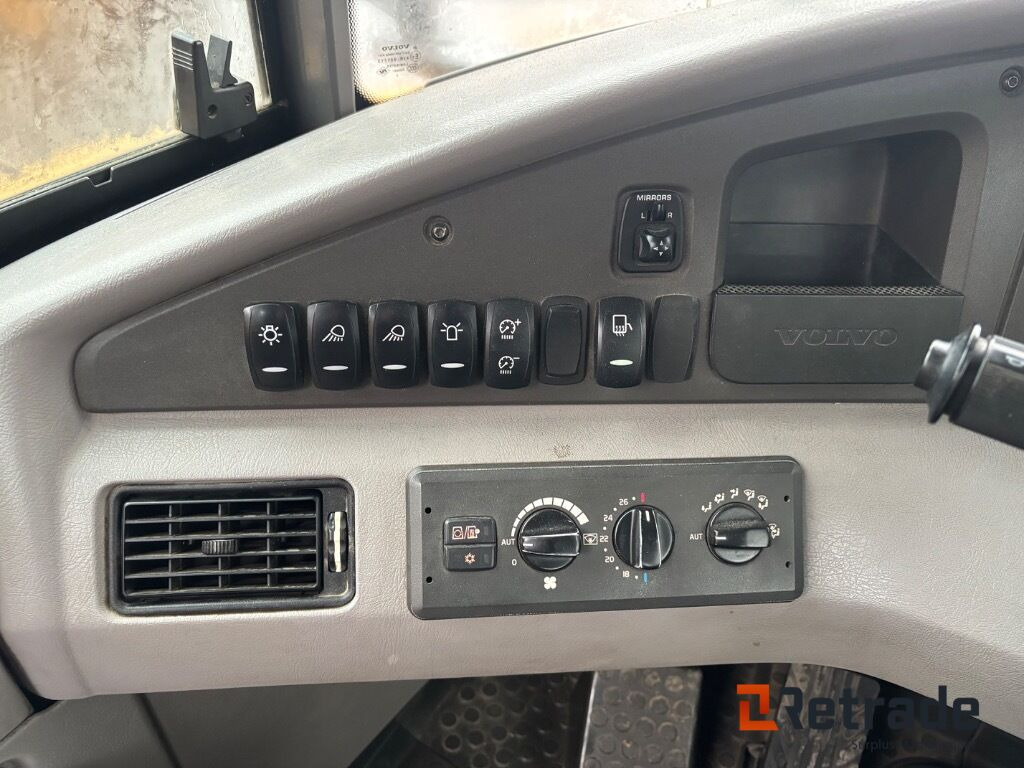 Tombereau articulé Dumper Volvo A25G - 2015: photos 42