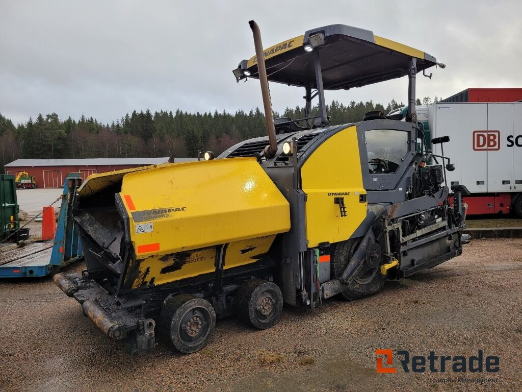 Asfaltsläggare Dynapac SD2500WS - Engins de chantier: photos 1 Asfaltsläggare Dynapac SD2500WS - Engins de chantier: photos 1