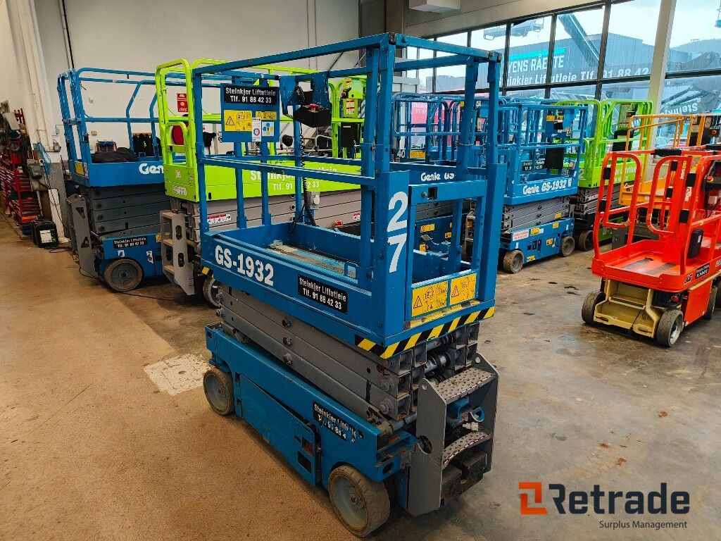 Sakselift Genie GS-1932 - Engins de chantier: photos 2 Sakselift Genie GS-1932 - Engins de chantier: photos 2