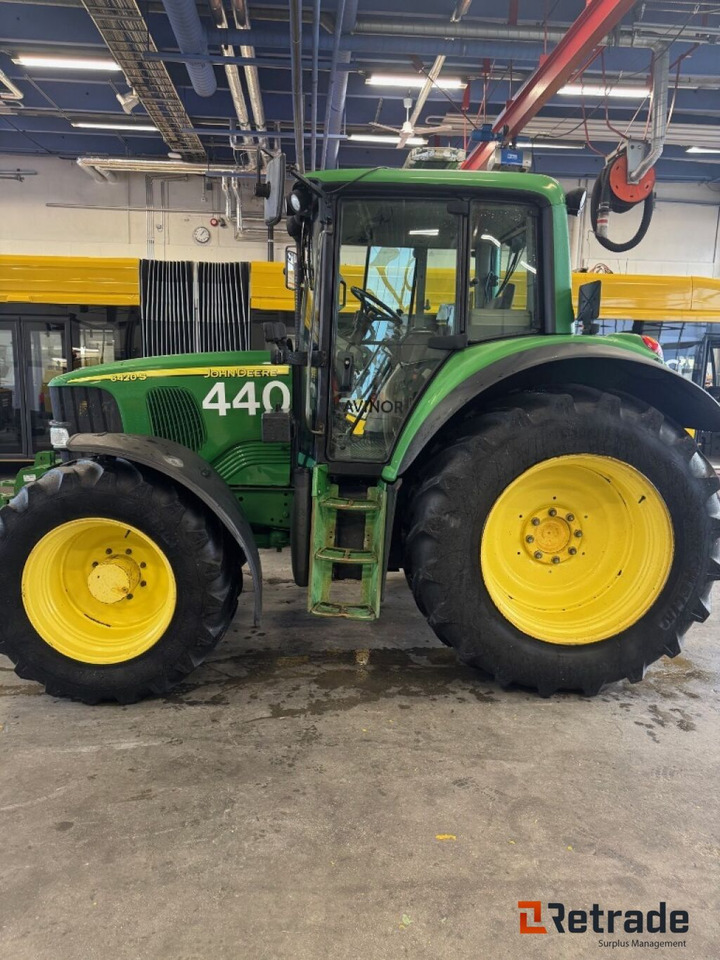 JOHN DEERE 6420S - 7114 timer - 2006 Modell - Tracteur agricole: photos 2 JOHN DEERE 6420S - 7114 timer - 2006 Modell - Tracteur agricole: photos 2