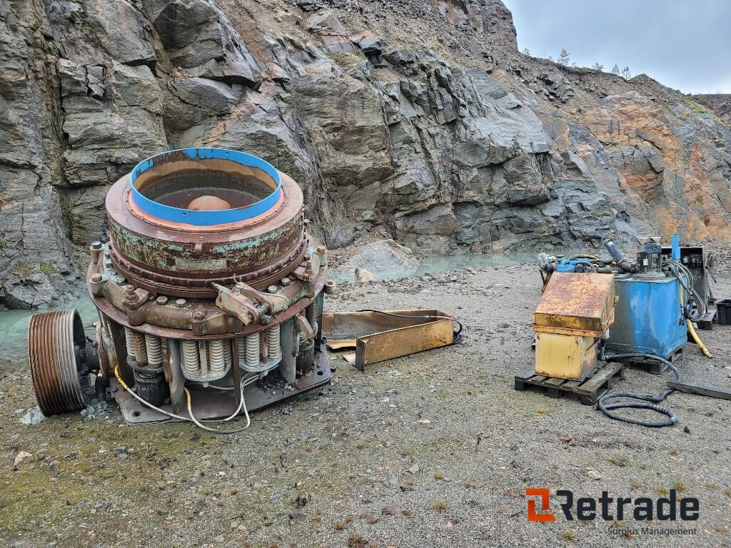 Kross Morgårdshammar 400-140 - Matériel de chantier: photos 1 Kross Morgårdshammar 400-140 - Matériel de chantier: photos 1