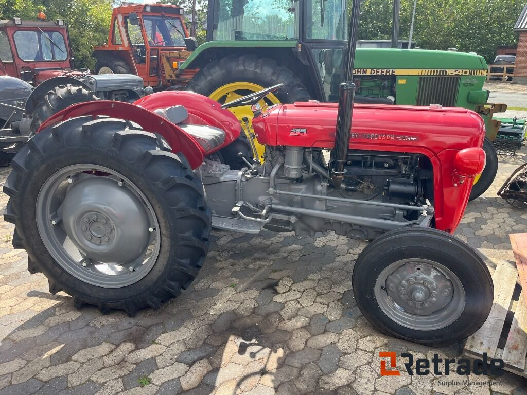Traktor Massey Ferguson 35 - Machine agricole: photos 4 Traktor Massey Ferguson 35 - Machine agricole: photos 4