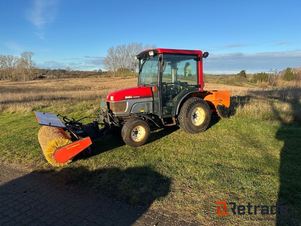 Yanmar YT001 traktor - Machine agricole: photos 2 Yanmar YT001 traktor - Machine agricole: photos 2