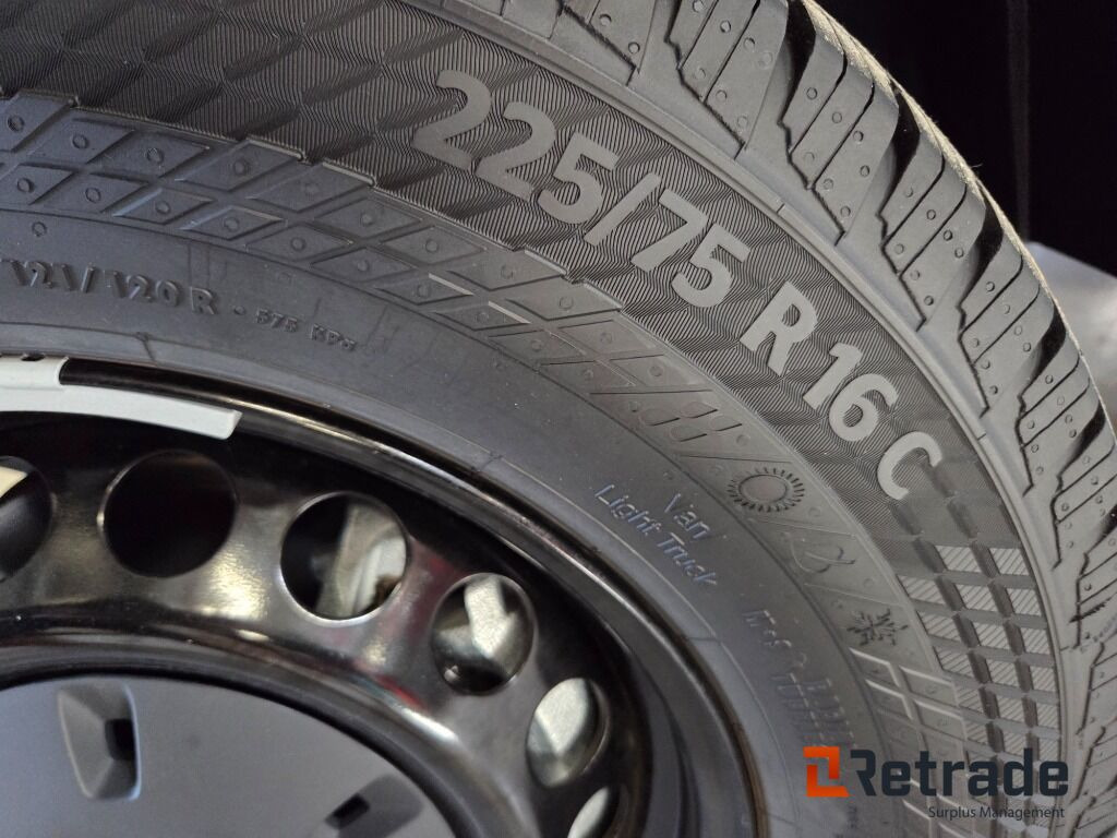 Nya hjul Mercedes Benz Sprinter - Voiture: photos 3 Nya hjul Mercedes Benz Sprinter - Voiture: photos 3