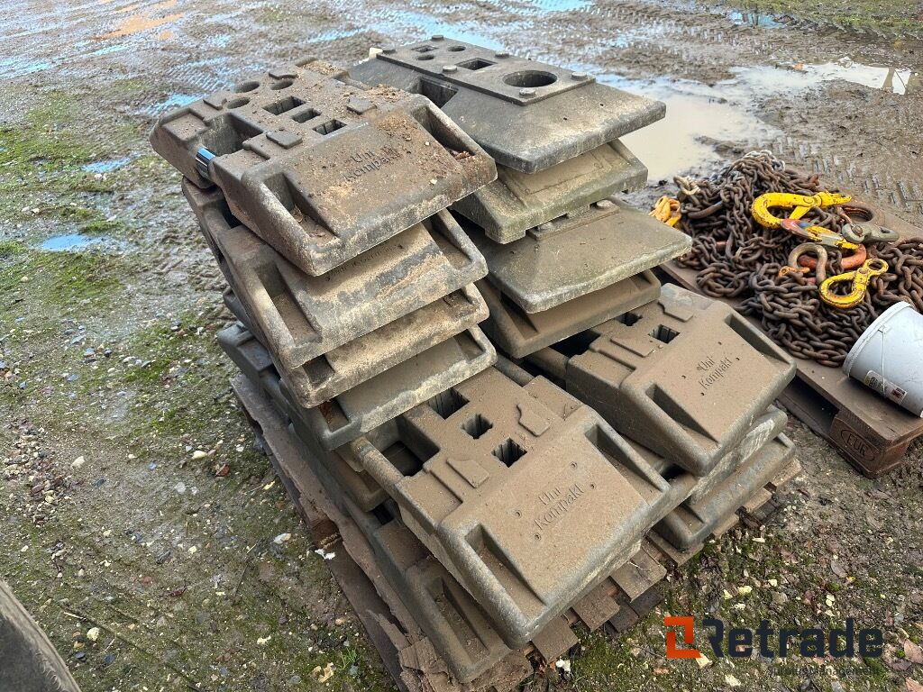 Plast klodser til hegn - Matériel de chantier: photos 4 Plast klodser til hegn - Matériel de chantier: photos 4