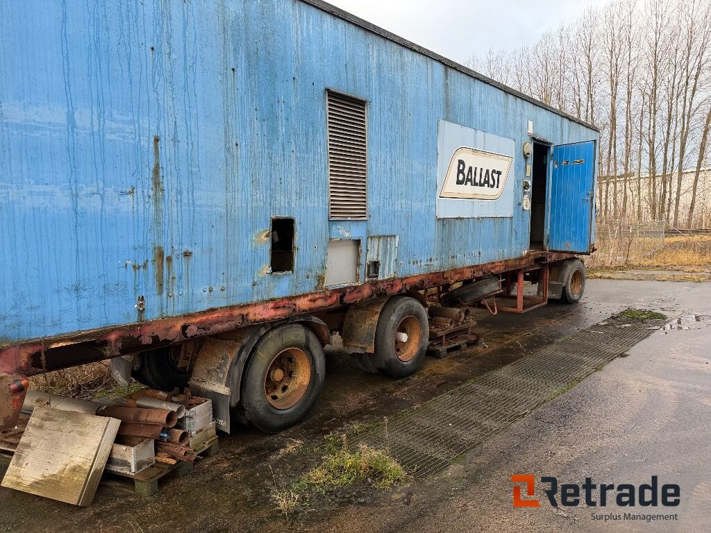 Släpvagn med skåp - Remorque fourgon: photos 2 Släpvagn med skåp - Remorque fourgon: photos 2