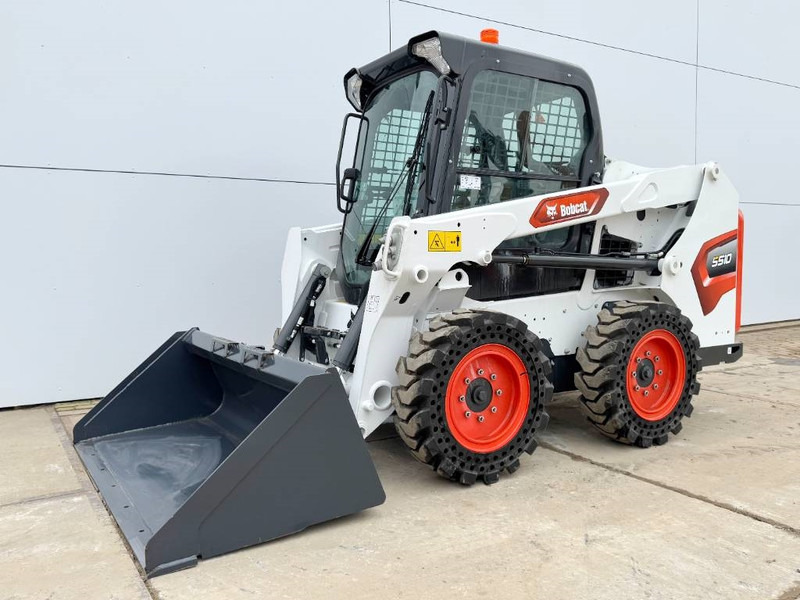 Bobcat S510 - New / Unused / Closed Cabine / AC - Mini chargeuse: photos 1 Bobcat S510 - New / Unused / Closed Cabine / AC - Mini chargeuse: photos 1