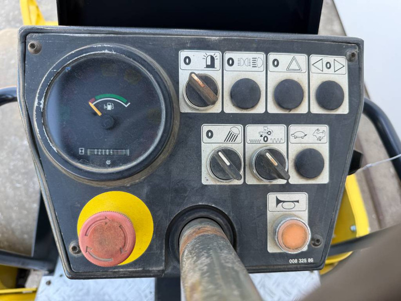 Compacteur Bomag BW124DH-3 - Dutch Machine / Only 2104 Hours!: photos 12