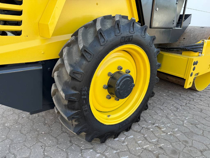 Compacteur Bomag BW124DH-3 - Dutch Machine / Only 2104 Hours!: photos 20