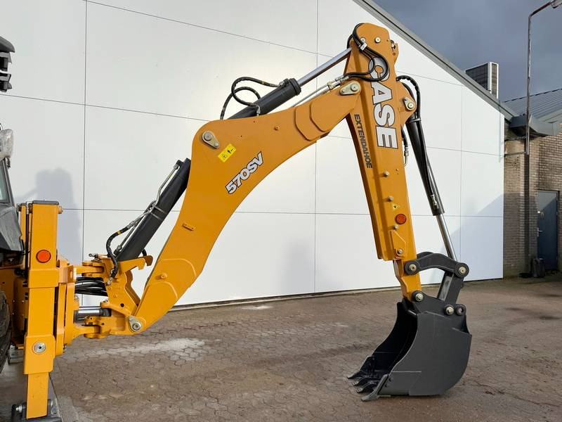 Tractopelle neuf Case 570SV 4WD - 4/1 Bucket / Telescopic Boom / AC: photos 14