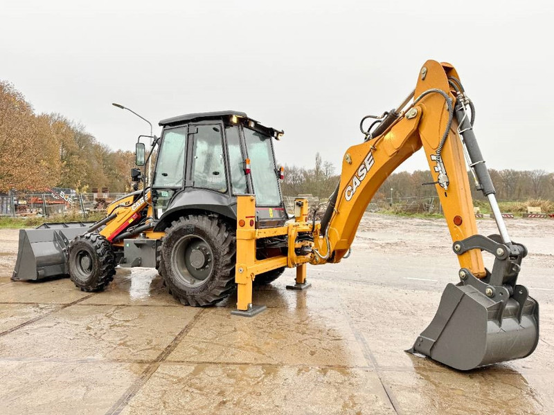 Case 770EX 4WD - New / Unused / Hammer Lines - Tractopelle: photos 2 Case 770EX 4WD - New / Unused / Hammer Lines - Tractopelle: photos 2