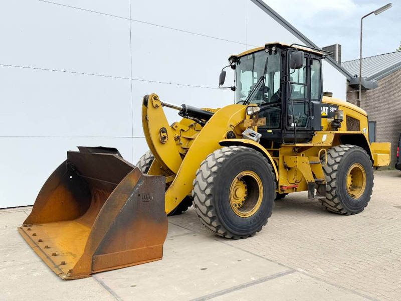 Cat 938K - German German / Backup Camera - Chargeuse sur pneus: photos 2 Cat 938K - German German / Backup Camera - Chargeuse sur pneus: photos 2