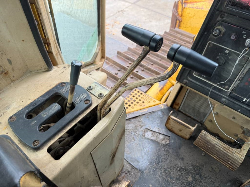 Bulldozer Cat D5H XL - Ripper Valve / 6-Way Blade: photos 9