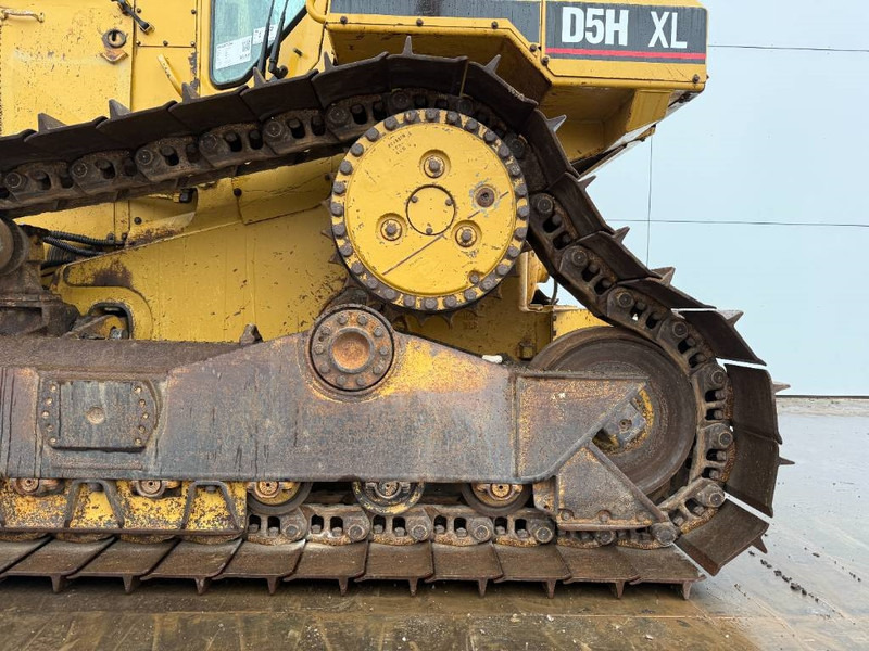 Bulldozer Cat D5H XL - Ripper Valve / 6-Way Blade: photos 15