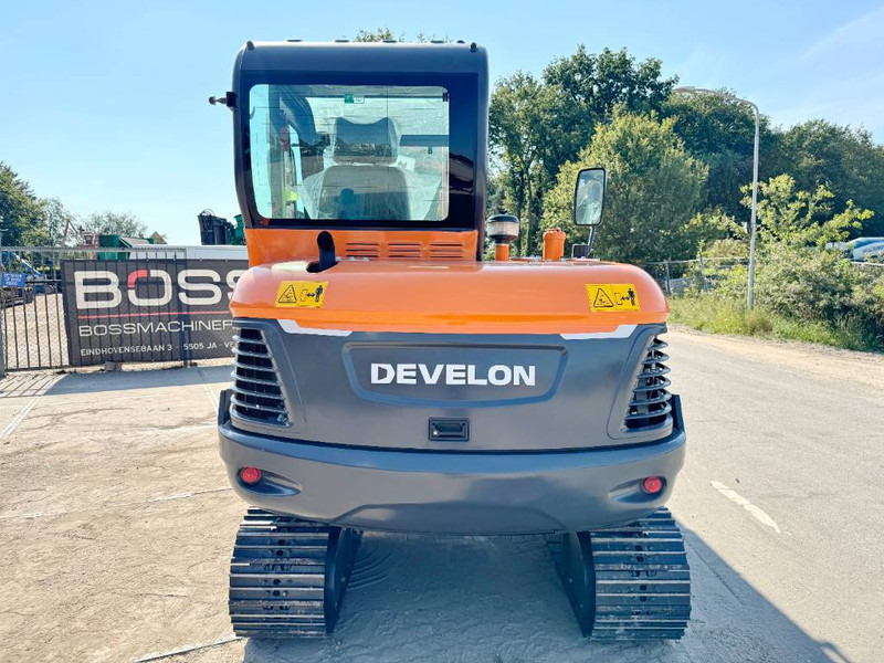Develon DX60E-10N - New / Unused / 2024 Model - Mini pelle: photos 4 Develon DX60E-10N - New / Unused / 2024 Model - Mini pelle: photos 4