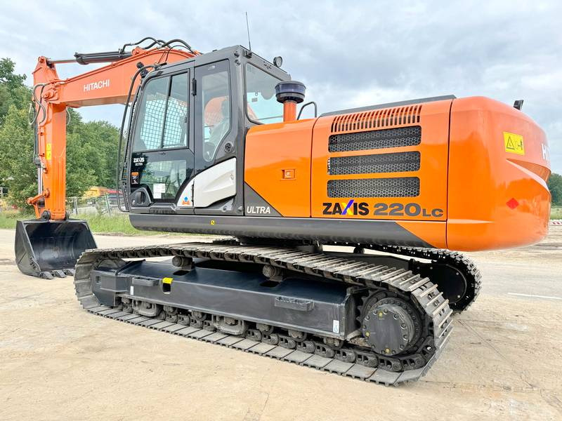 Hitachi ZX220LC-5G / 2025 ULTRA MODEL / ISUZU ENGINE - Pelle sur chenille: photos 3 Hitachi ZX220LC-5G / 2025 ULTRA MODEL / ISUZU ENGINE - Pelle sur chenille: photos 3