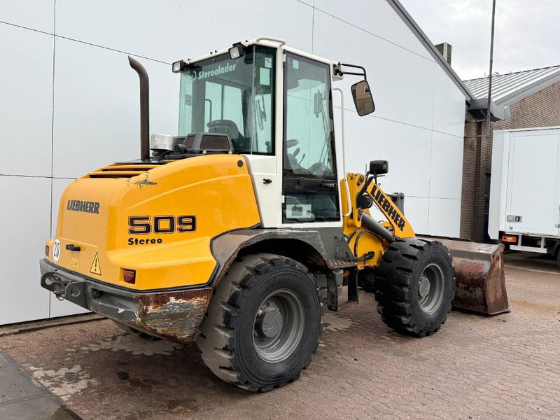 Liebherr L509 Stereo - German Machine / Automatic Greasing - Chargeuse sur pneus: photos 5 Liebherr L509 Stereo - German Machine / Automatic Greasing - Chargeuse sur pneus: photos 5