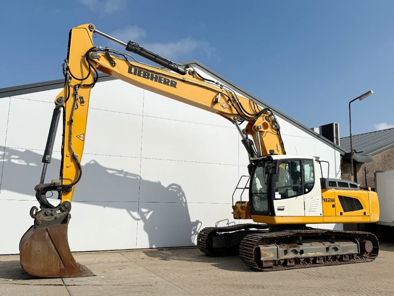 Liebherr R926LC - Oilquick / Triple Boom / German Machine - Pelle sur chenille: photos 2 Liebherr R926LC - Oilquick / Triple Boom / German Machine - Pelle sur chenille: photos 2