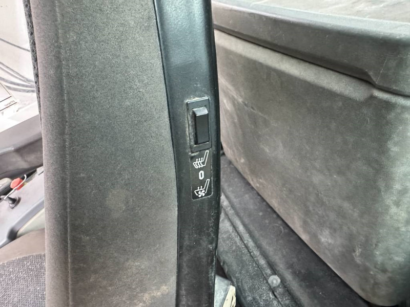 Pelle sur chenille Liebherr R946LC - Hammer Lines / Quick Coupler: photos 12