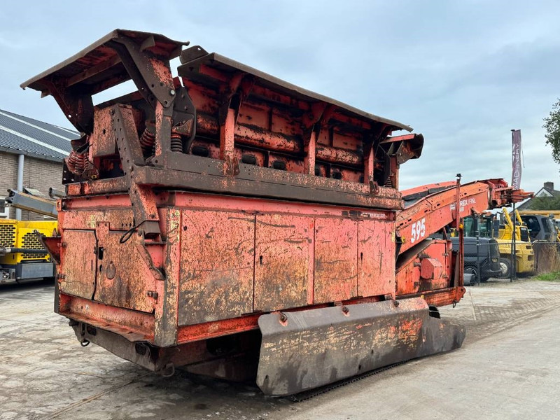 Terex Finlay 595 - Deutz Engine / Good Overall Condition - Crible: photos 5 Terex Finlay 595 - Deutz Engine / Good Overall Condition - Crible: photos 5