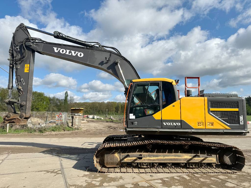 Volvo EC250EL - Dutch Machine / Quick Coupler - Pelle sur chenille: photos 1 Volvo EC250EL - Dutch Machine / Quick Coupler - Pelle sur chenille: photos 1