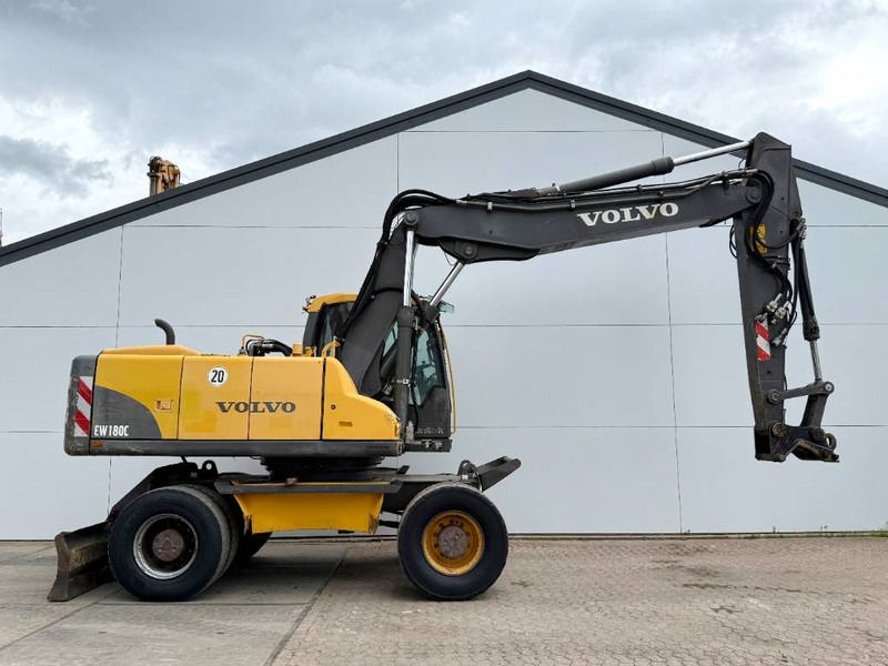 Pelle sur pneus Volvo EW180C - Dutch Machine / Triple Boom: photos 6