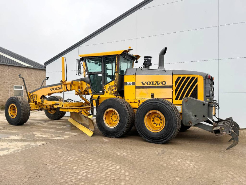 Volvo G970 - 4.88m Blade / 3 Tine Ripper / EPA - Niveleuse: photos 2 Volvo G970 - 4.88m Blade / 3 Tine Ripper / EPA - Niveleuse: photos 2
