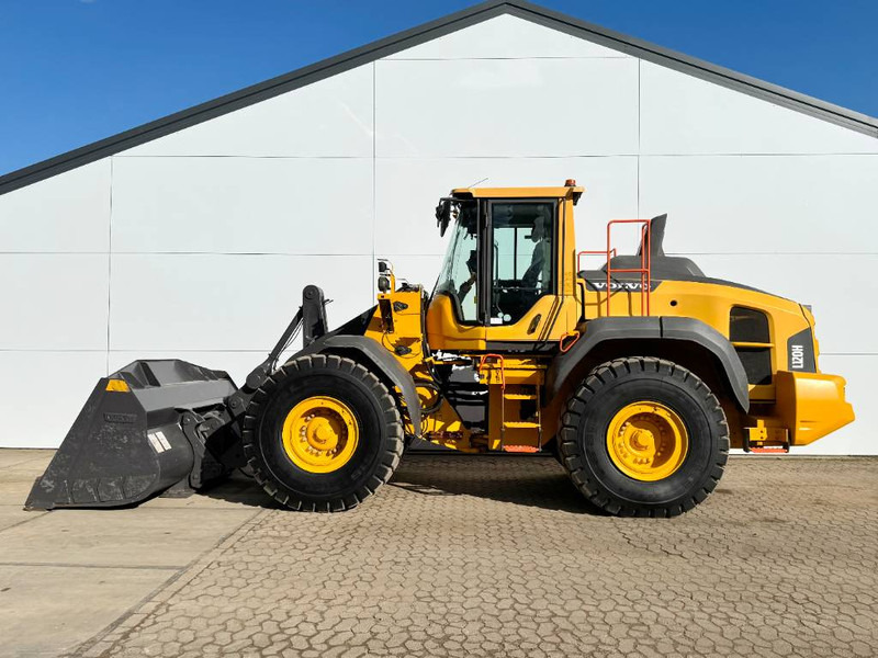Volvo L120H - 3rd Function / Weight System - Chargeuse sur pneus: photos 1 Volvo L120H - 3rd Function / Weight System - Chargeuse sur pneus: photos 1