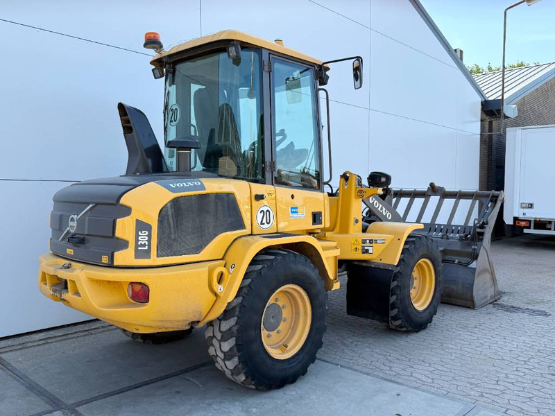 Chargeuse sur pneus Volvo L30G - German Machine / 3rd Function: photos 5