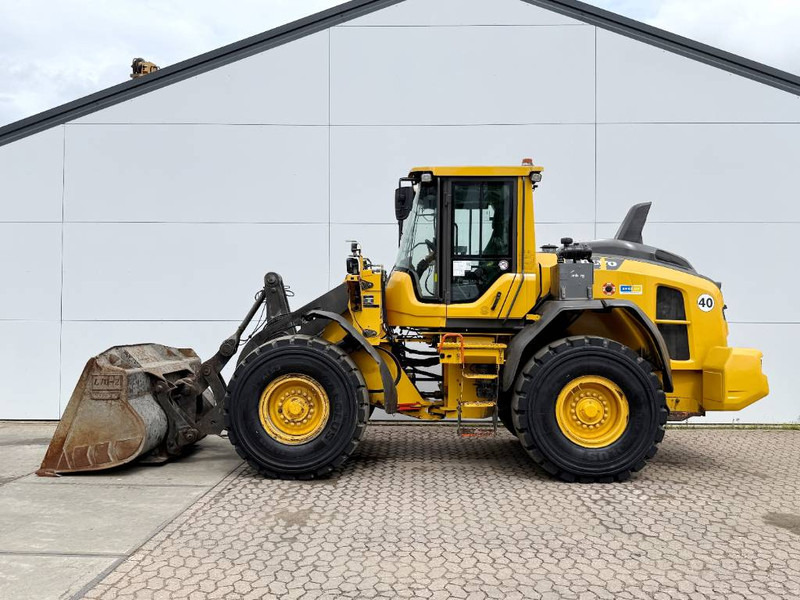 Volvo L70H - German Machine / 3rd Function / CDC - Chargeuse sur pneus: photos 1 Volvo L70H - German Machine / 3rd Function / CDC - Chargeuse sur pneus: photos 1