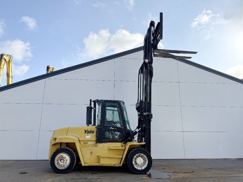 Yale GDP120DB - Triplex / Side Shift / Fork Positioners - Chariot élévateur diesel: photos 2 Yale GDP120DB - Triplex / Side Shift / Fork Positioners - Chariot élévateur diesel: photos 2
