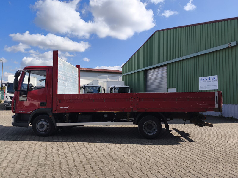 Iveco ML80E22 Pritsche Euro 5 4x2 3-Sitzer(3) - Camion plateau: photos 5 Iveco ML80E22 Pritsche Euro 5 4x2 3-Sitzer(3) - Camion plateau: photos 5