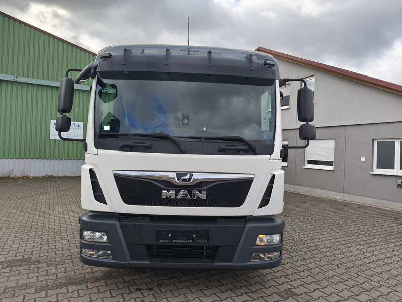 MAN TGL 12.250 Koffer 4x2 Euro 6 LBW AHK (41) - Camion fourgon: photos 3 MAN TGL 12.250 Koffer 4x2 Euro 6 LBW AHK (41) - Camion fourgon: photos 3