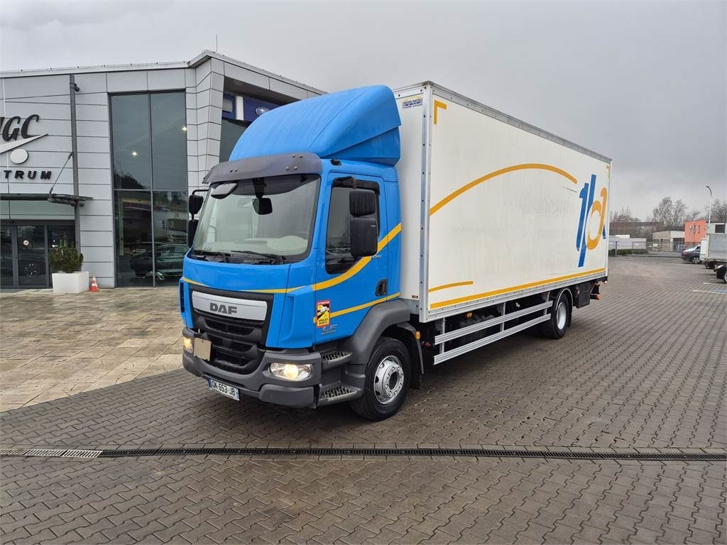 DAF LF 220 / 1 OWNER / SERVICED / SUPER CONDITION! - Camion fourgon: photos 1 DAF LF 220 / 1 OWNER / SERVICED / SUPER CONDITION! - Camion fourgon: photos 1