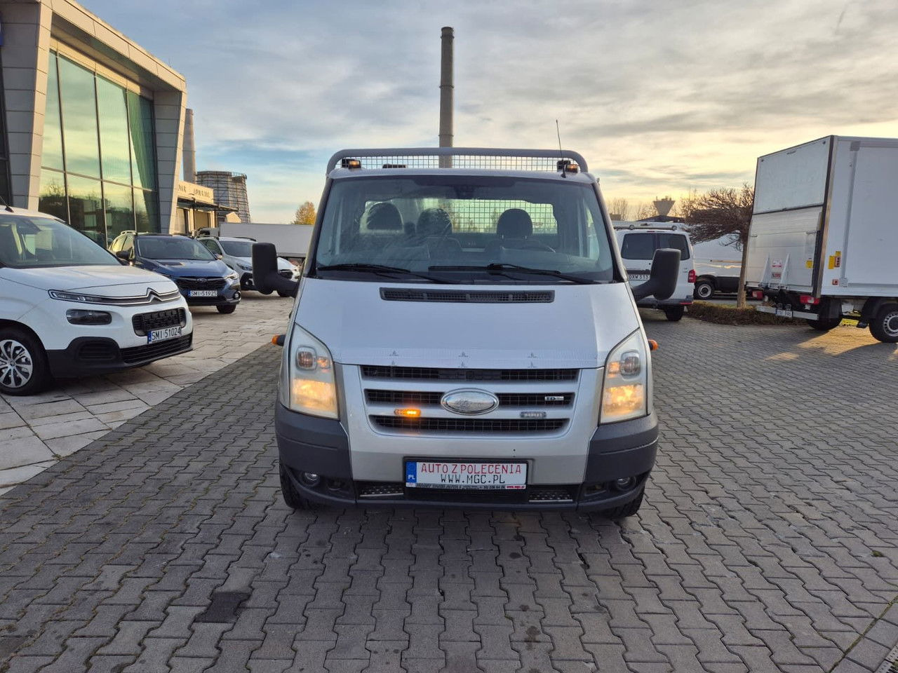 Ford Transit 350 2.4 TDCi / HDS Hiab / 1 Owner / Serviced - Utilitaire plateau: photos 3 Ford Transit 350 2.4 TDCi / HDS Hiab / 1 Owner / Serviced - Utilitaire plateau: photos 3
