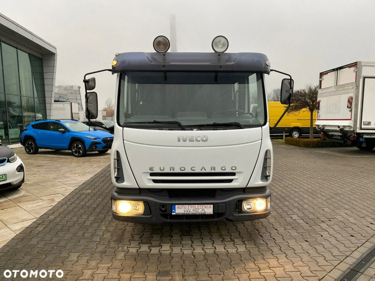 Iveco Eurocargo ML80E17 - Camion plateau, Camion grue: photos 4 Iveco Eurocargo ML80E17 - Camion plateau, Camion grue: photos 4