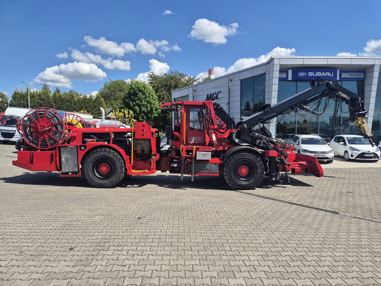 JAMA SBU8000 / Epirco Hammer / Scaler / Serviced Jama SBU8000 / Epirco Hammer / Scaler / Serviced - Machine d'exploitation minière: photos 1 JAMA SBU8000 / Epirco Hammer / Scaler / Serviced Jama SBU8000 / Epirco Hammer / Scaler / Serviced - Machine d'exploitation minière: photos 1