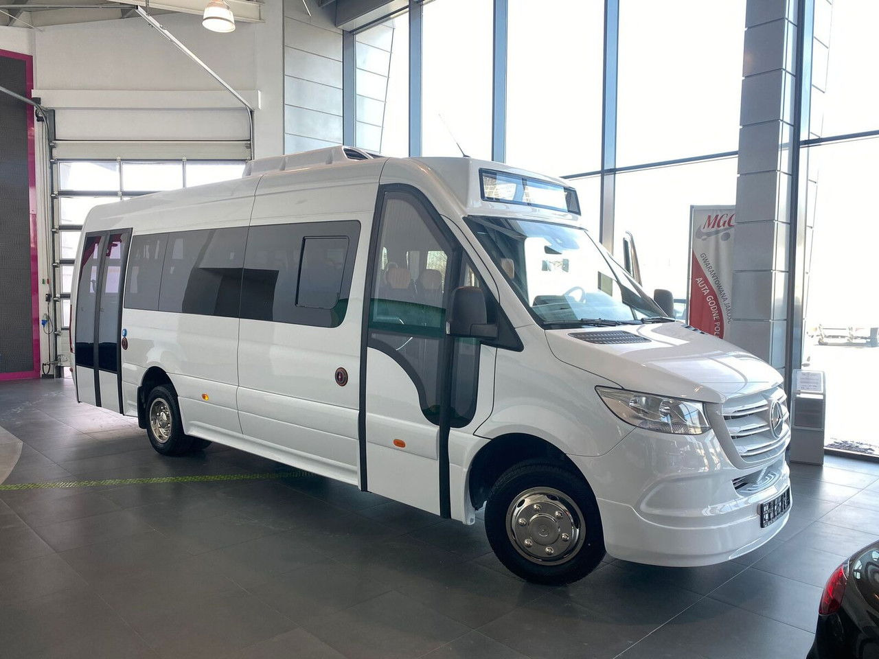 Mercedes-Benz Sprinter 517 - Minibus, Transport de personnes: photos 5 Mercedes-Benz Sprinter 517 - Minibus, Transport de personnes: photos 5