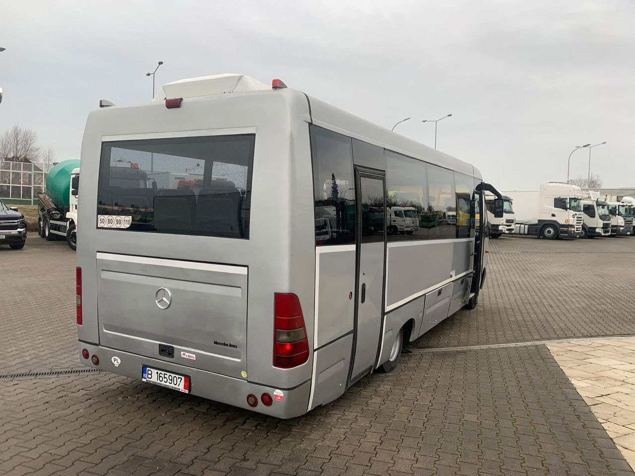 Crédit-bail de  Mercedes-Benz Vario 814 814D, Mediano, Cibro, Vario,33 seats, E4, Wide Body Mercedes-Benz Vario 814 814D, Mediano, Cibro, Vario,33 seats, E4, Wide Body: photos 6