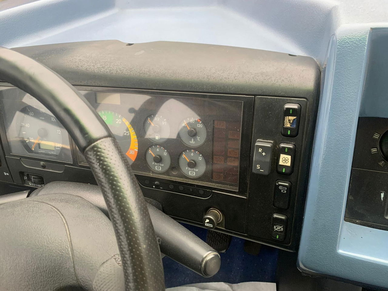 Crédit-bail de  Mercedes-Benz Vario 814 814D, Mediano, Cibro, Vario,33 seats, E4, Wide Body Mercedes-Benz Vario 814 814D, Mediano, Cibro, Vario,33 seats, E4, Wide Body: photos 29