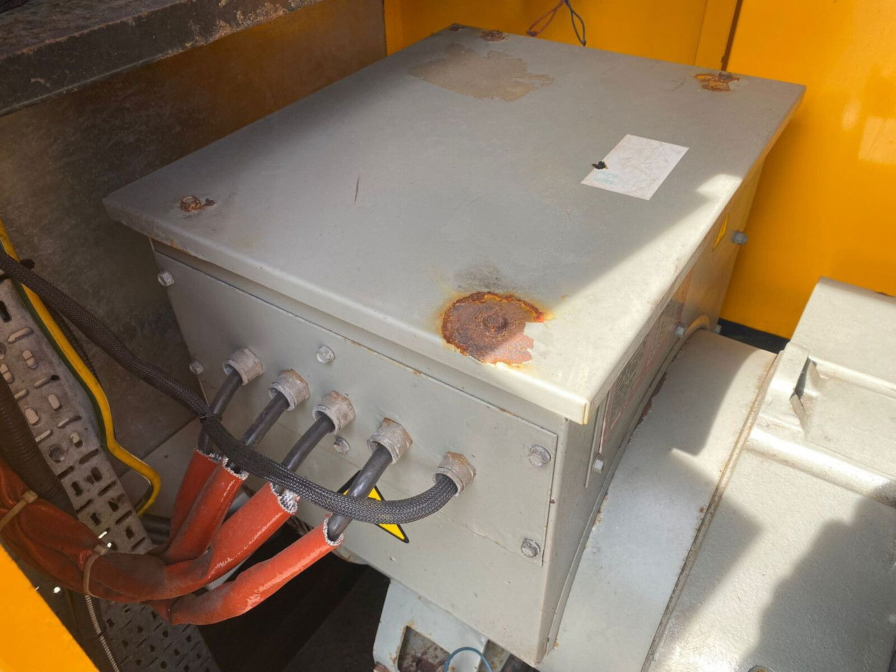 Groupe électrogène SDMO NS 60 W M, Silent generator 60kVA, 48KW NS 60 W M, Silent generator 60kVA,: photos 12