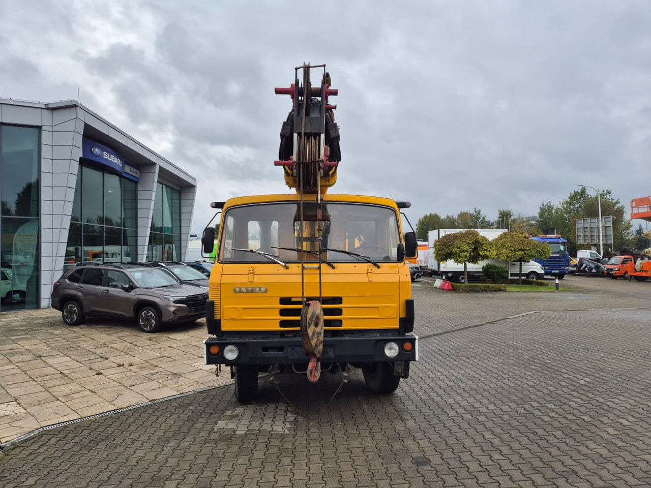 TATRA Tatra T 815 6X6 / 20Tons / Chepper - Grue mobile: photos 3 TATRA Tatra T 815 6X6 / 20Tons / Chepper - Grue mobile: photos 3